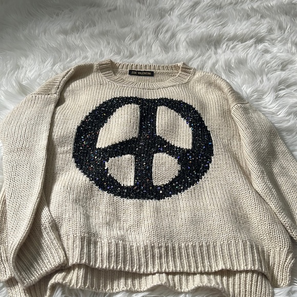 Zoe Valentini tan sweater with peace sign size small worn 1x - Picture 1 of 1